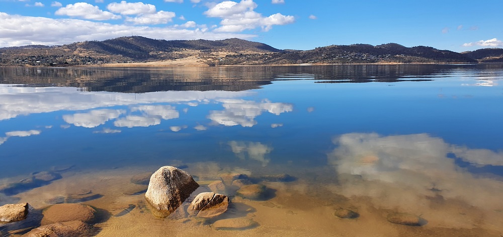 Snowy Mountains Lakes Update - Winter's End in sight?