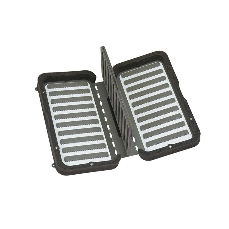 C&F Large Lightweight Fly Case With Midge Flip LW-3500 — The Flyfisher