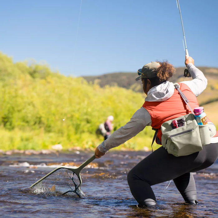 Orvis Pro Waterproof Hip Pack 10L — The Flyfisher